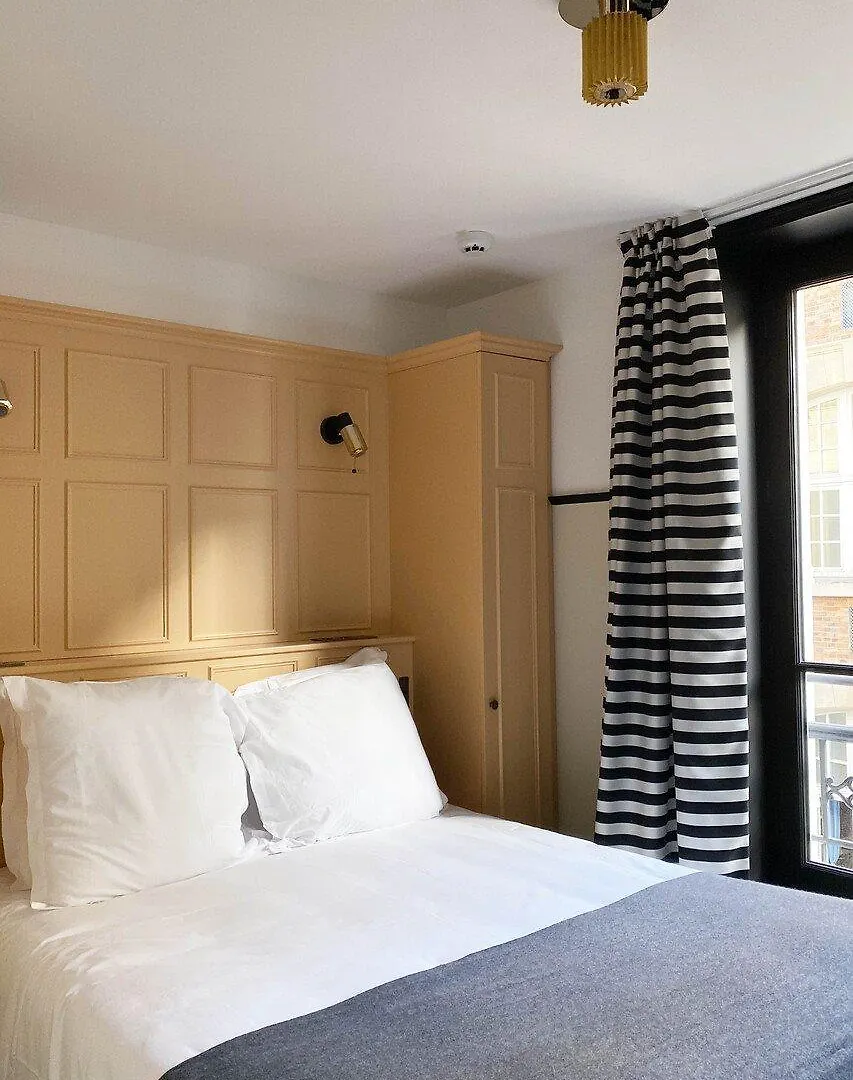 New Lafayette Hotel