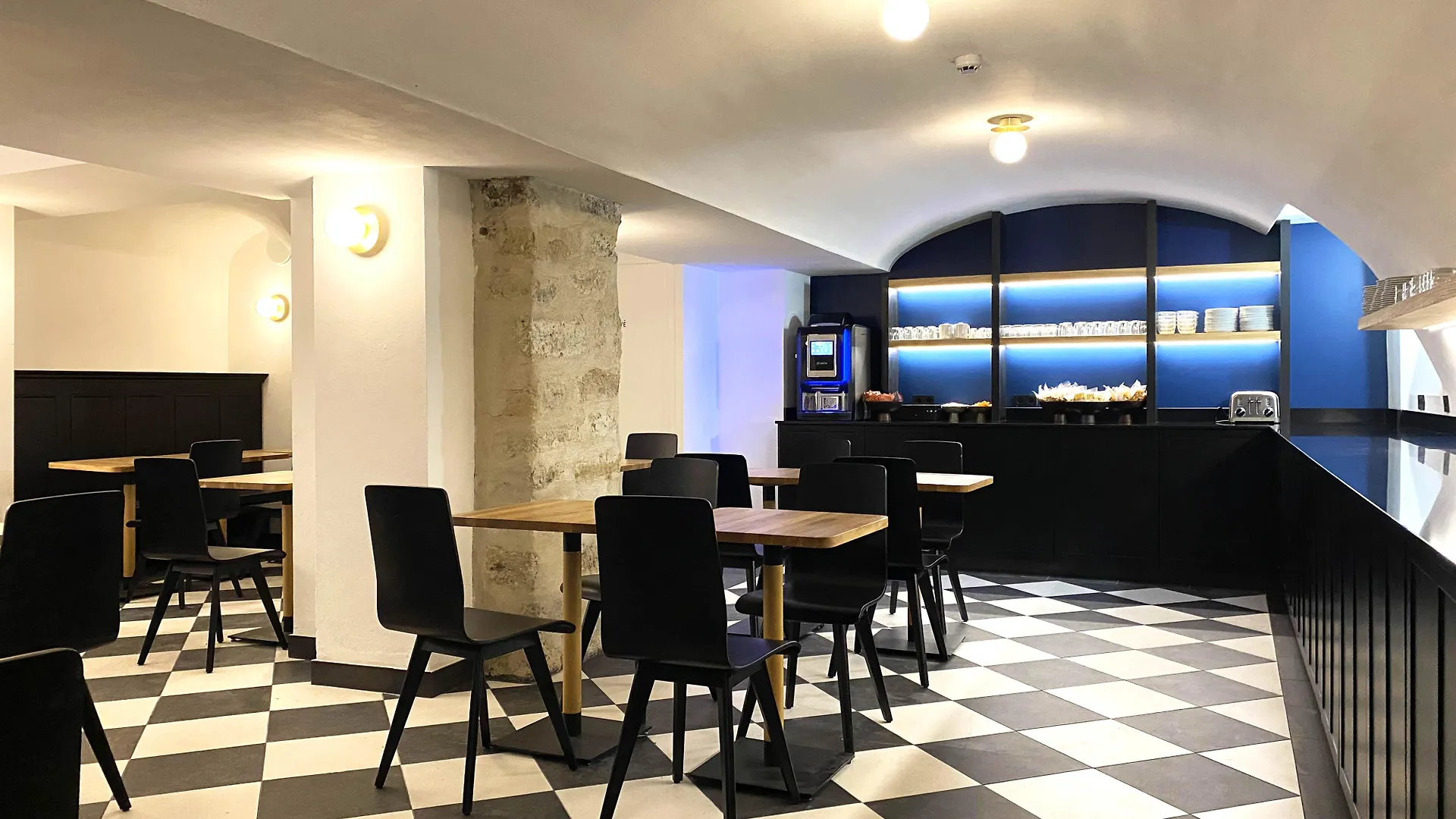 New Lafayette Hotel 4*
